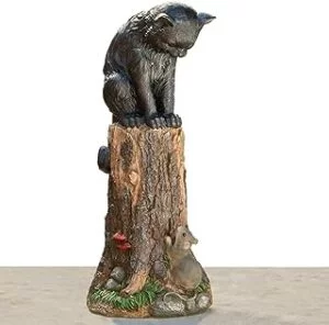 Bits and Pieces - Estatua