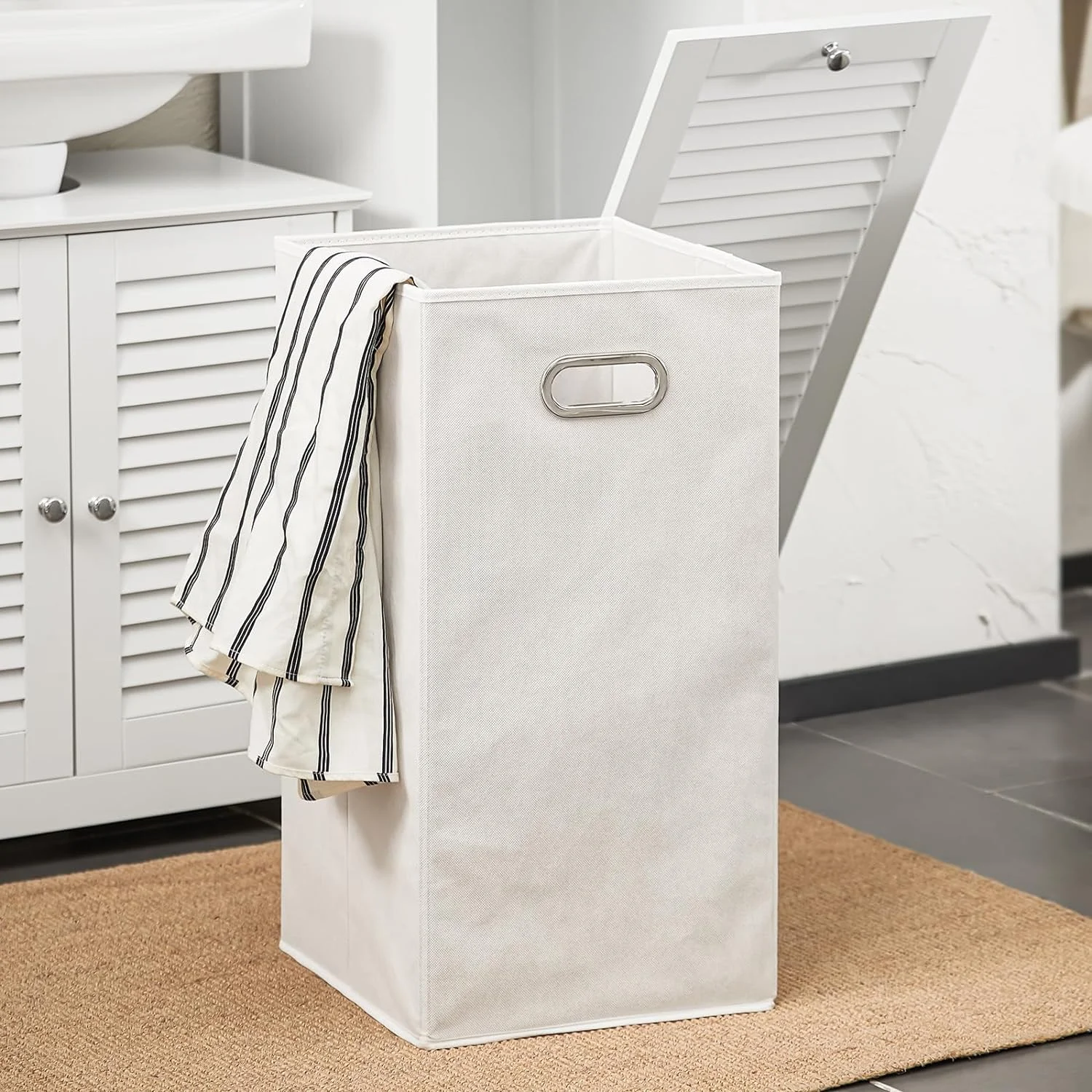 Mueble Columna de Baño con 1 Cesto para Ropa Sucia - Imagen 6