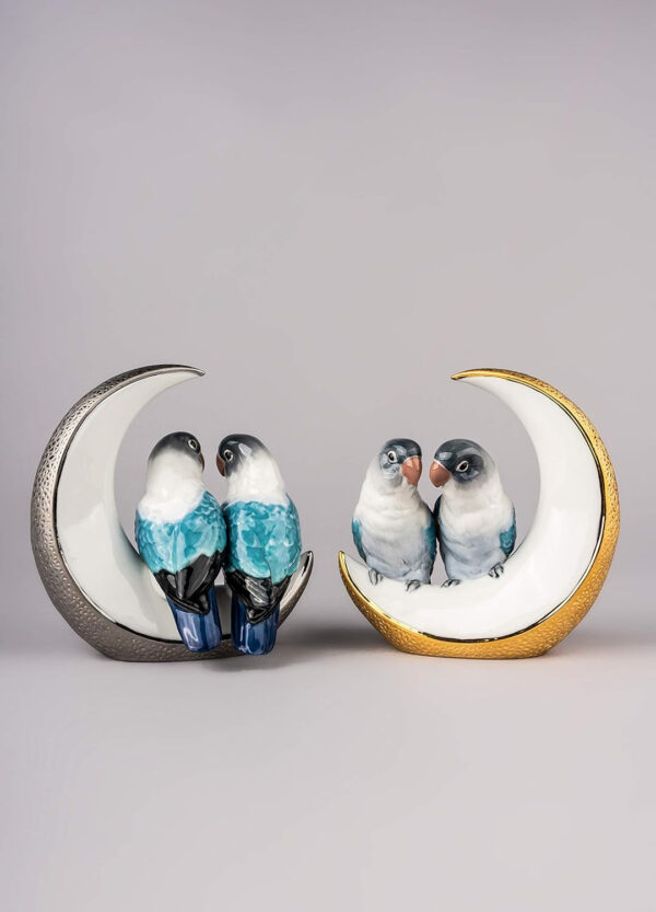 LLADRÓ Figura Pájaros Llévame A La Luna. Lustre Plata. Figura Loros de Porcelana. - Imagen 5