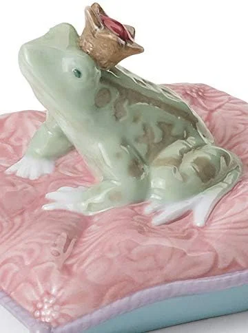 LLADRÓ Figura Rana Príncipe Encantado. Figura Rana de Porcelana. - Imagen 2