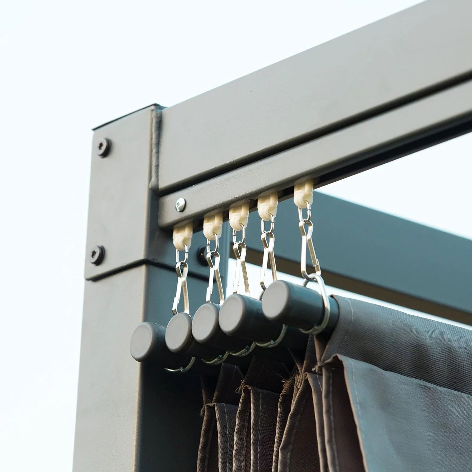 Outsunny Pérgola 3x2 m Cenador de Jardín con Techo Retráctil de Poliéster con Recubrimiento Resistente para Celebraciones Fiestas Bodas Gris - Imagen 7