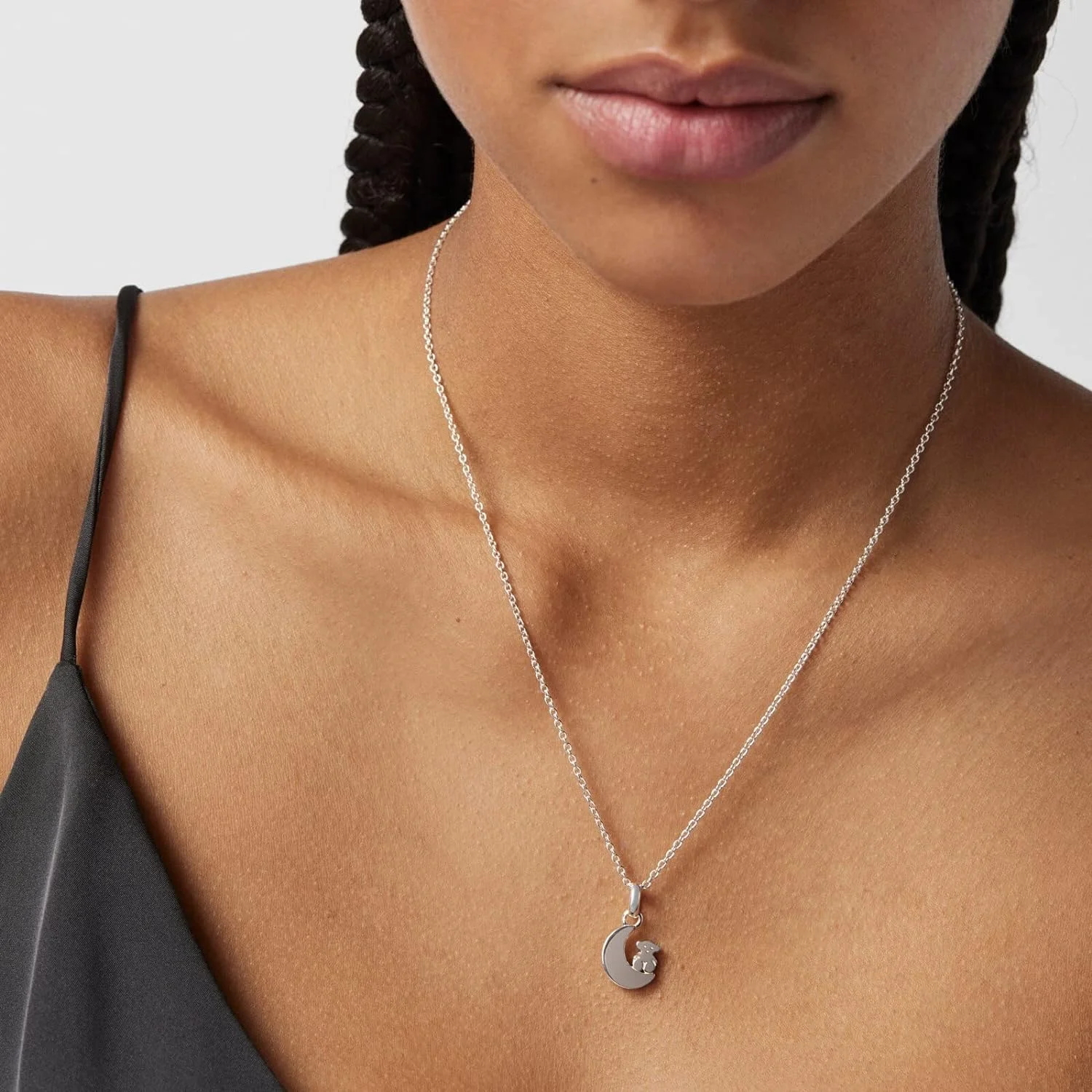 TOUS Collar de Plata de Primera Ley para Mujer con Colgante de Luna de 12 mm, 45 cm de Largo, Delicado y Elegante, Colección Nocturne - Imagen 7