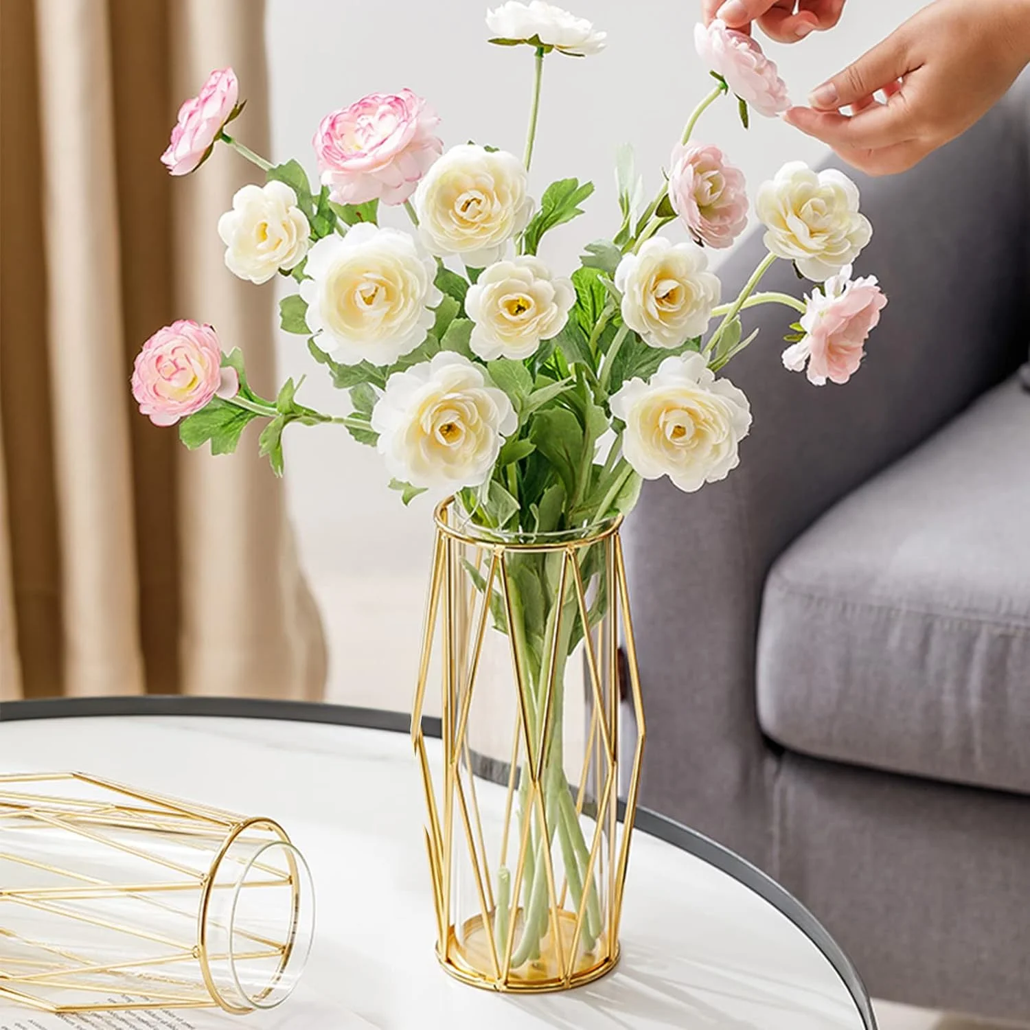 Modern Decorative Vase with Geometric Metal Stand, Glass Terrarium, Glass Flower Vase for Hydroponic Plants and Flowers, Centerpiece for Weddings and Interior Decoration - Image 3