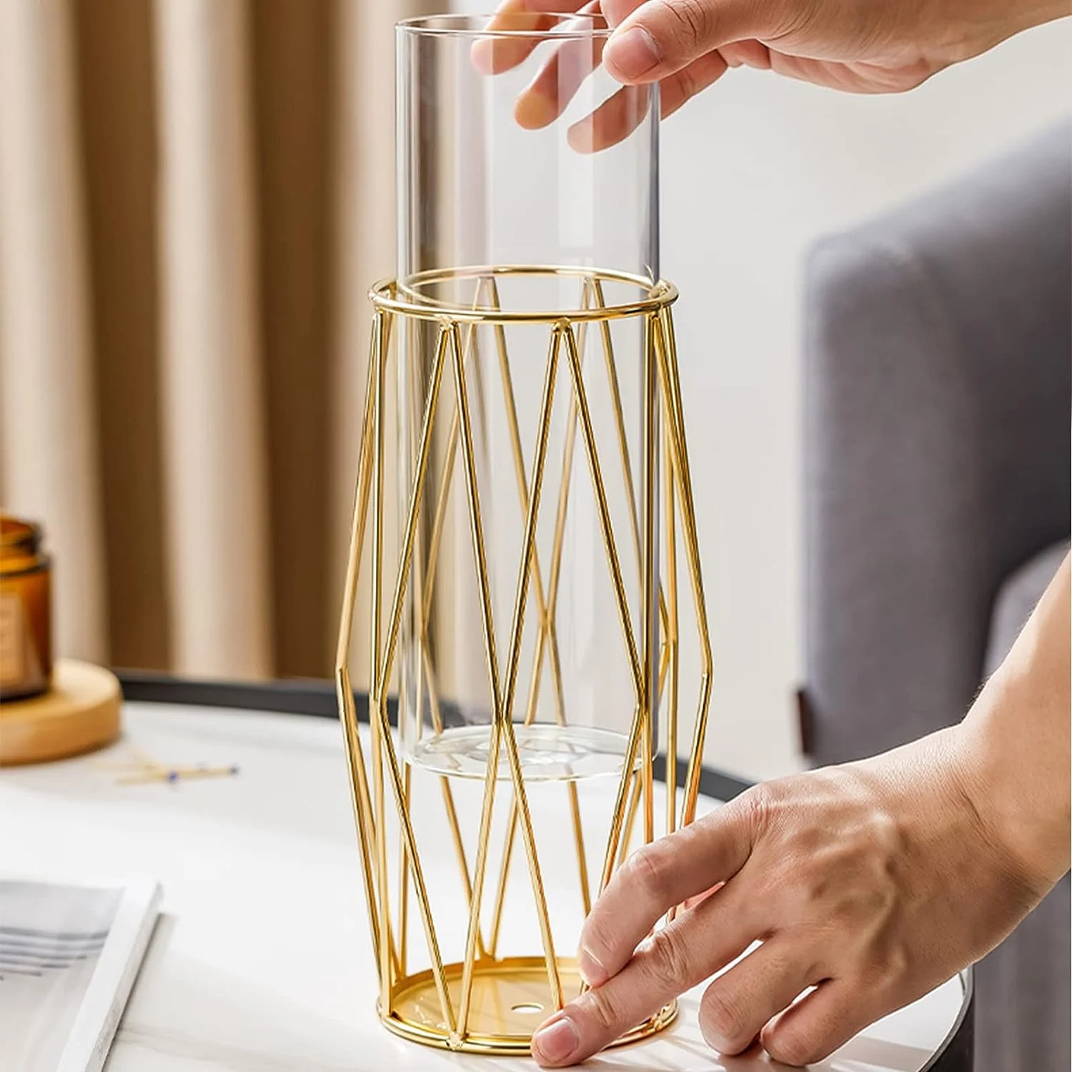 Modern Decorative Vase with Geometric Metal Stand, Glass Terrarium, Glass Flower Vase for Hydroponic Plants and Flowers, Centerpiece for Weddings and Interior Decoration - Image 4