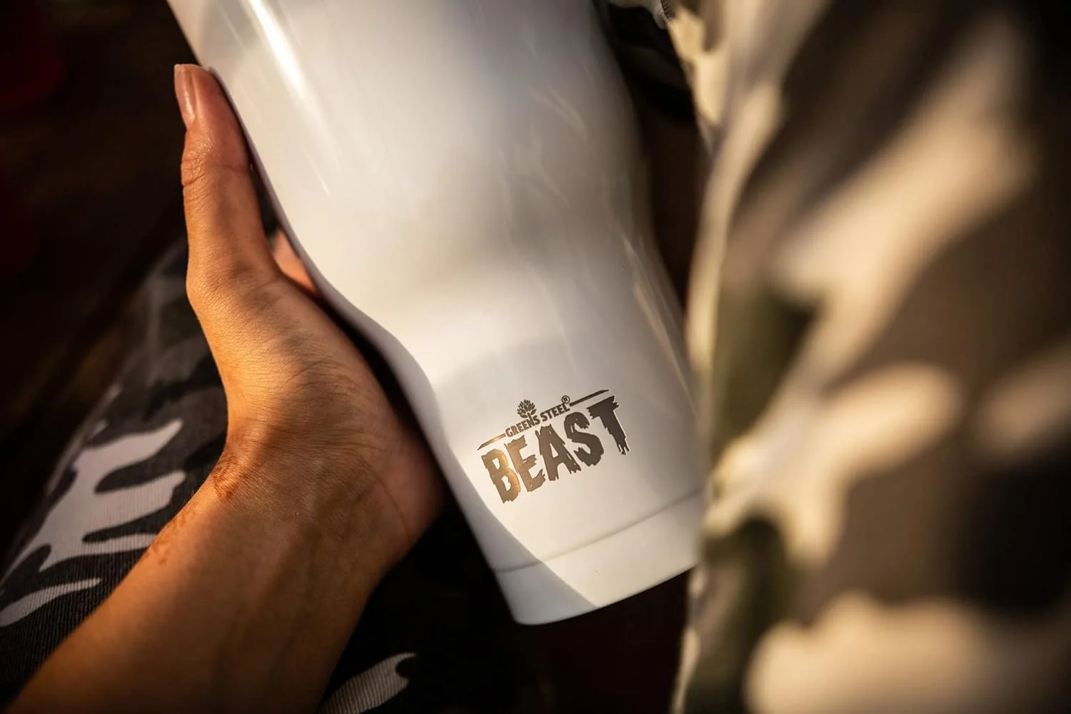 Termo Café para Llevar - 900ml I Blanco Ártico I Taza Térmica de Acero Inoxidable Reusable I Taza Viajera de Doble Pared al Vacío I 2 Pajitas y Cepillo de Limpieza I para Café Frío o Caliente - BEAST - Imagen 5