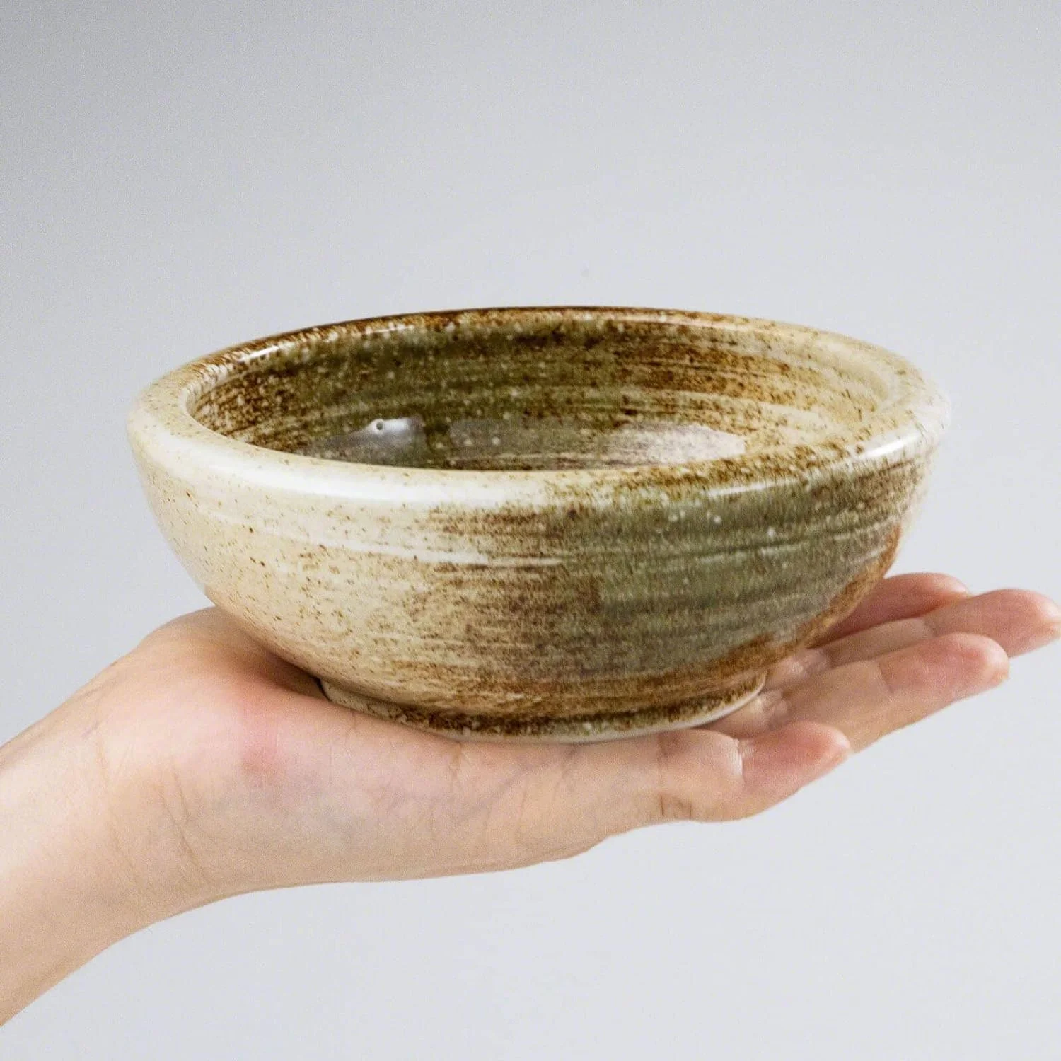 Wazakura Set Ikebana Esencial Minoyaki con jarrón Beige Arena y kenzan Redondo para arreglos Florales japoneses de Ikebana, florero de cerámica y kenzan de latón (61 mm) - Imagen 5