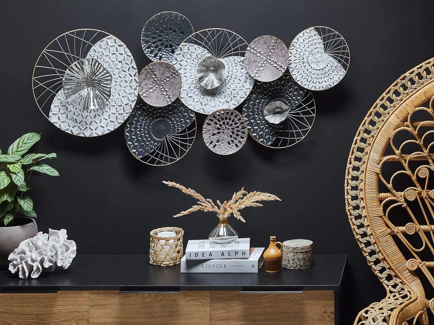 Decoración de Pared círculos Arte de Pared de Metal Negro y Plateado Estilo Moderno Cesium - Imagen 2