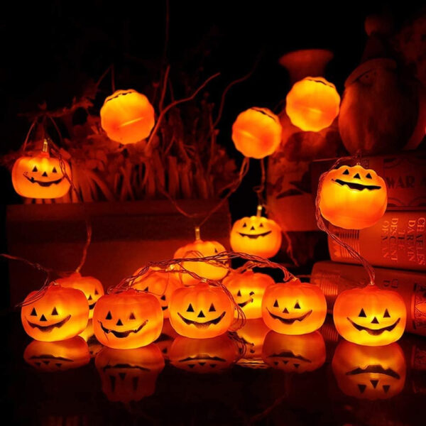 MELEXING - Guirnalda de luces para decoración de Halloween, 10 pies y 20 luces LED de calabaza con pilas para Halloween para interiores y exteriores (2 modos de luces intermitentes y constantes) - Imagen 3