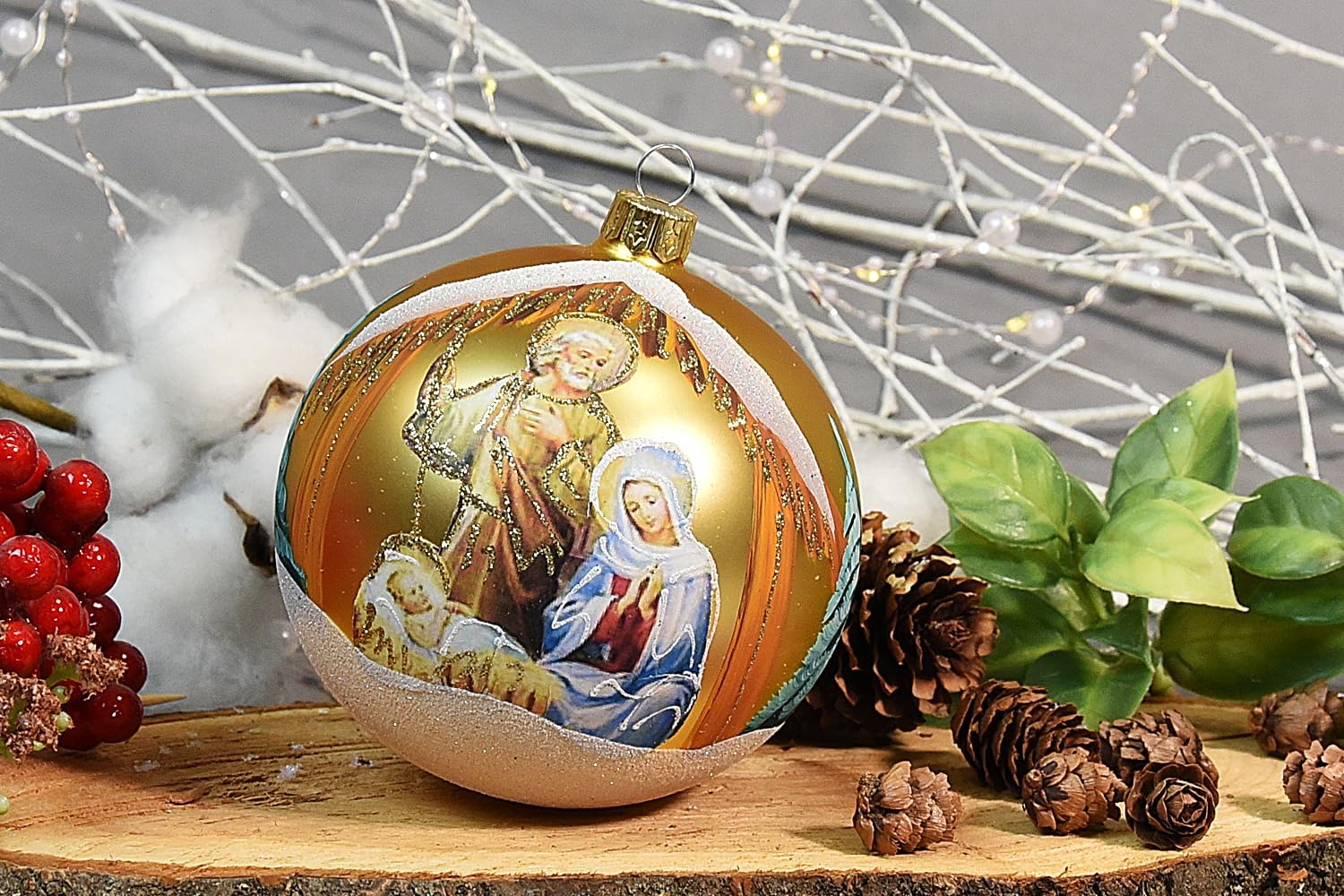VITBIS Glass Ball for Christmas Tree Decoration, Large and Unique Balls, 15 cm Diameter, Gold Color, Hand Decorated, Hand Painted, Unique Christmas Decoration - Image 5