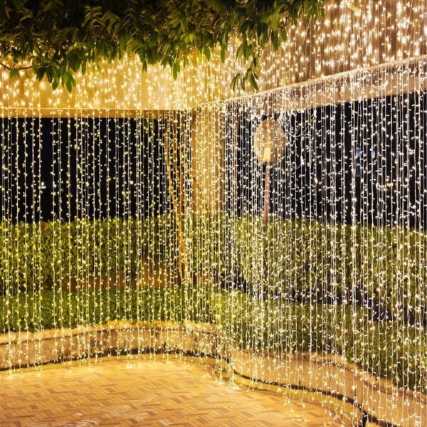 BESCOST Cortina de Luces, 6x3m Guirnaldas Luces Exterior, Cadena de Luces 600 LEDs, 8 Modos de Luz, Impermeable Cortina LED para Navidad, Boda, Fiesta, Ventana, Balcón, Jardín - Imagen 8