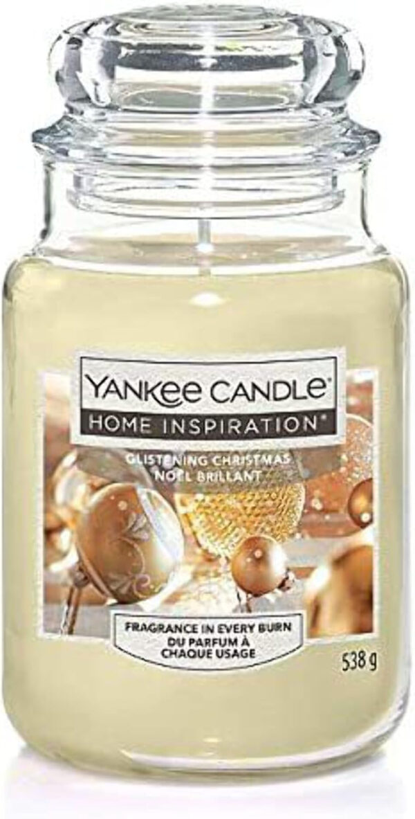 Yankee Candle Brillante Navidad – Tarro grande – Calienta las vacaciones con un acogedor abrazo de vainilla cremosa y ámbar suave