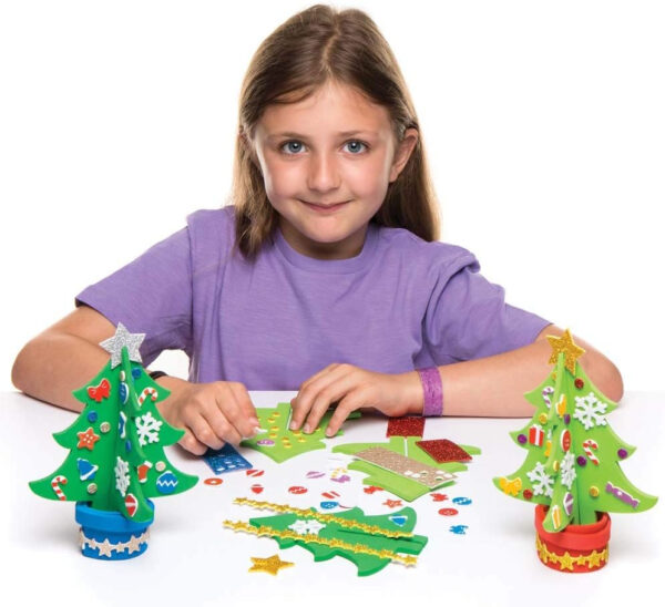 Baker Ross AR802 Kits de Árboles de Navidad, Manualidades Decorativas Navideñas para Niños, Paquete de 4 - Imagen 5