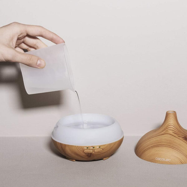 Cecotec Humidificador Ultrasónico y Difusor de Aromas con Temporizador Pure Aroma 150 Yang. Capacidad 150 ml, Temporizador 3 Horas, 7 Colores led, Función aromaterapia, Ultra silencioso - Imagen 2