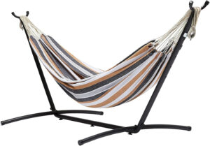 Amazon Basics medianas Hamaca de tela con soporte, Abigarrado, 300 x 117 x 100 cm